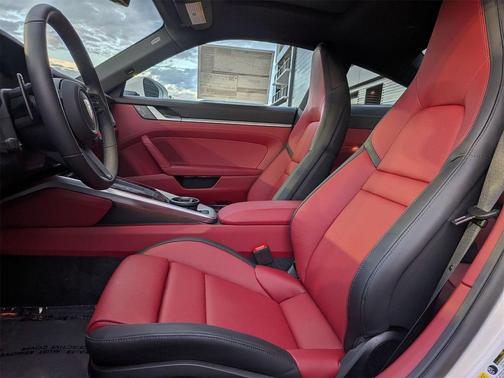 2026 Porsche 911 Carrera S