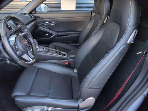 2025 Porsche 718 Boxster Style Edition