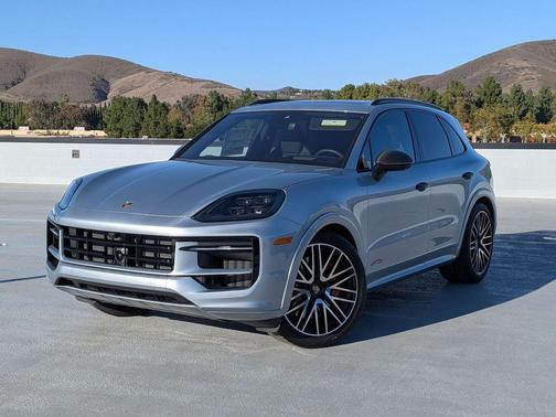 2026 Porsche Cayenne GTS