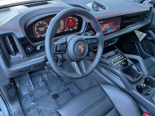 2026 Porsche Cayenne GTS