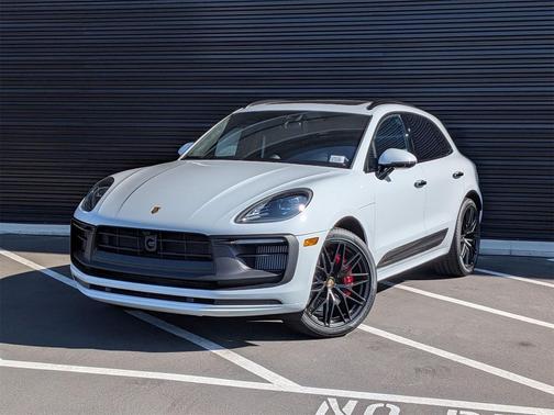 2025 Porsche Macan GTS