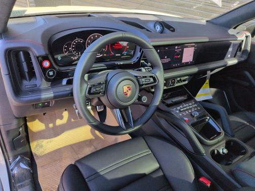 2026 Porsche Cayenne GTS