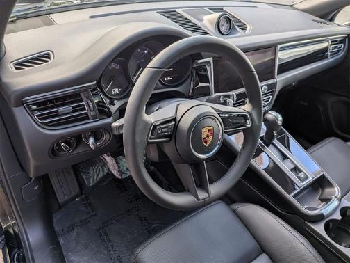 2026 Porsche Macan T