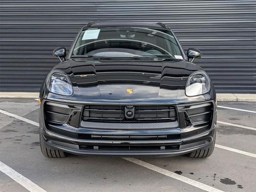 2026 Porsche Macan T