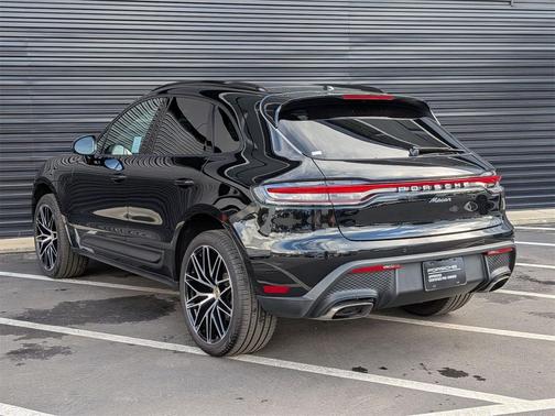 2026 Porsche Macan T
