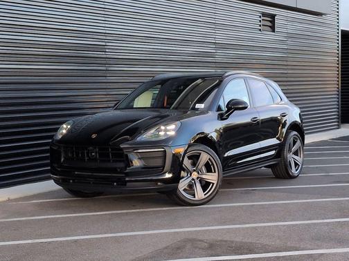 2026 Porsche Macan 