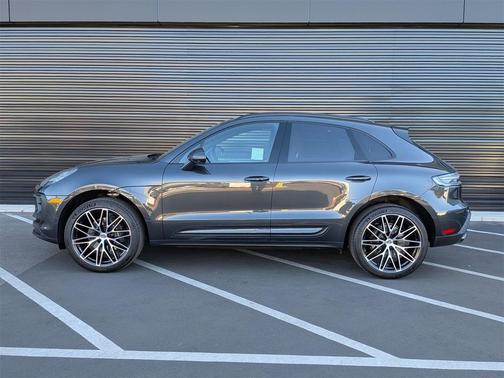2025 Porsche Macan 