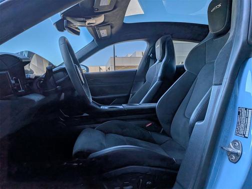 2023 Porsche Taycan GTS