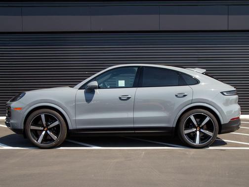 Arctic Grey 2026 Porsche Cayenne S