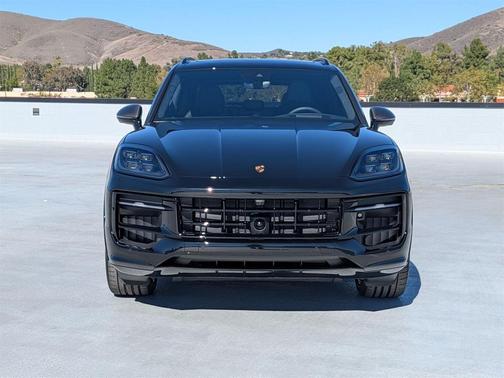 2026 Porsche Cayenne GTS