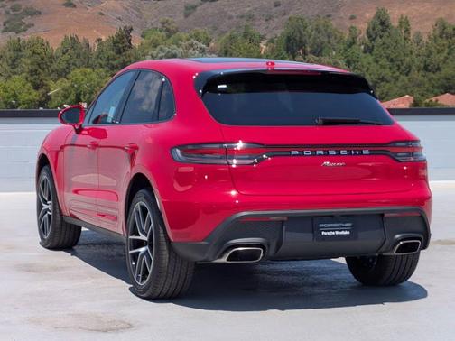 2025 Porsche Macan Macan