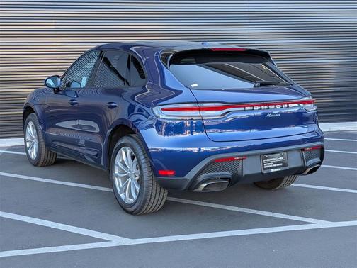 2024 Porsche Macan 