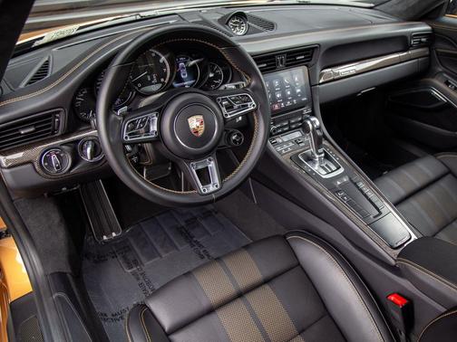 Golden 2018 Porsche 911 Turbo