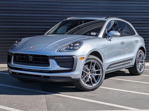 2026 Porsche Macan 