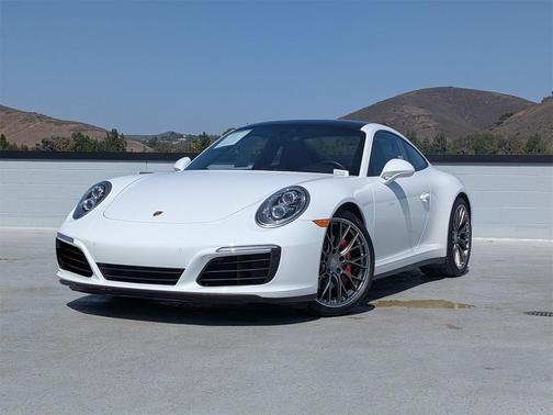 2018 Porsche 911 Carrera 4S