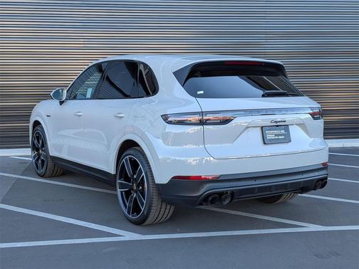 2023 Porsche Cayenne Cayenne E-Hybrid Platinum Edition