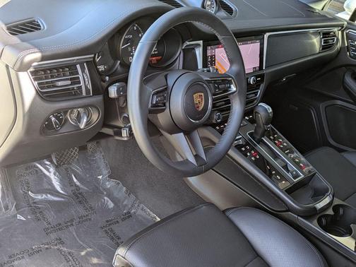 2022 Porsche Macan GTS