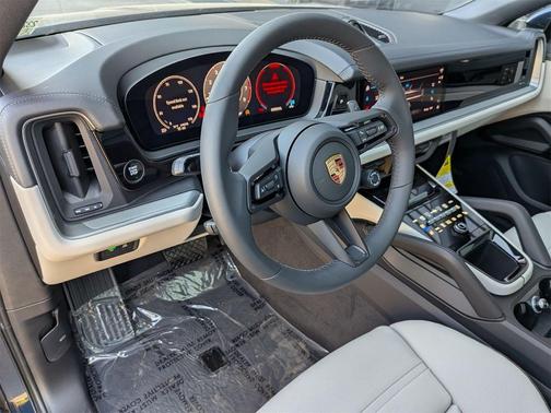 2025 Porsche Cayenne