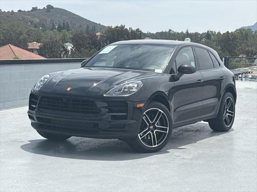 2021 Porsche Macan Base
