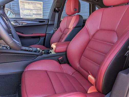 2026 Porsche Macan GTS