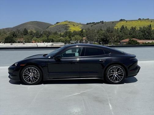 2023 Porsche Taycan