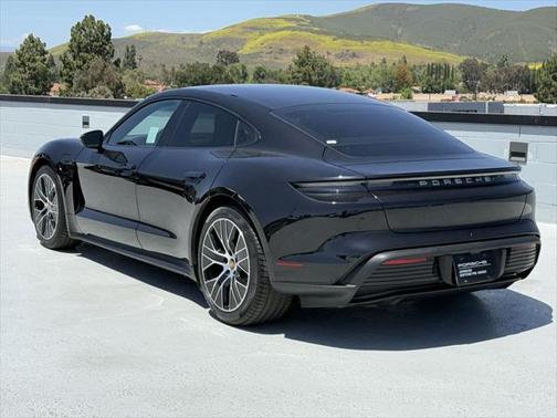 2023 Porsche Taycan