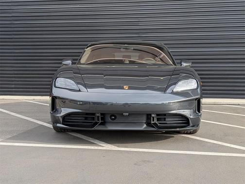 2026 Porsche Taycan GTS