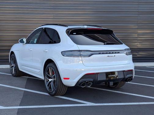 2025 Porsche Macan Macan