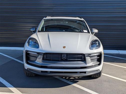 2026 Porsche Macan T