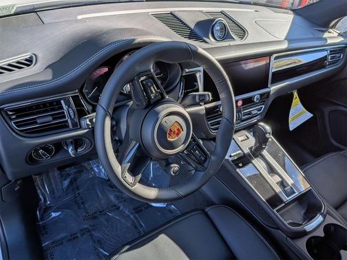 2026 Porsche Macan T