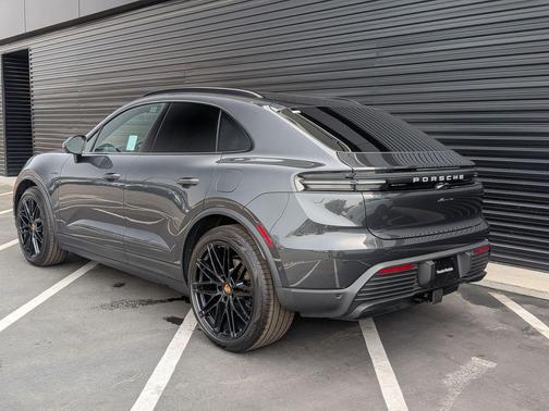 Volcano Grey Metallic 2026 Porsche Macan Macan Electric