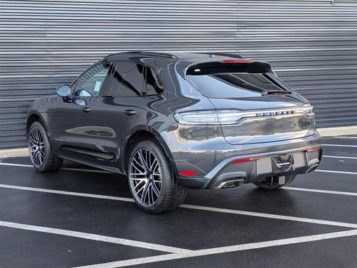 2026 Porsche Macan 