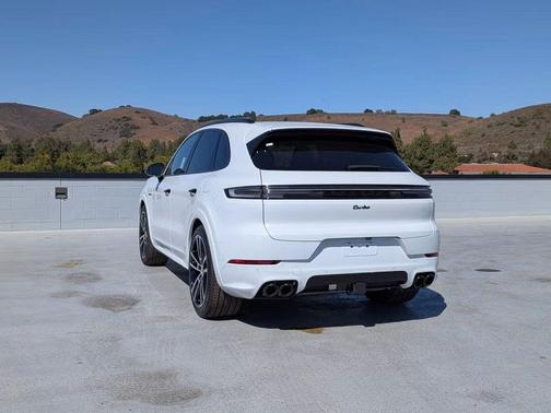White 2025 Porsche Cayenne Cayenne Turbo E-Hybrid
