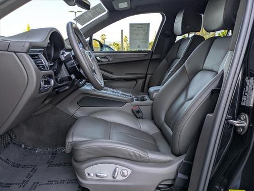 2021 Porsche Macan GTS