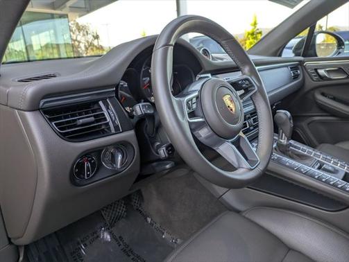 2021 Porsche Macan GTS