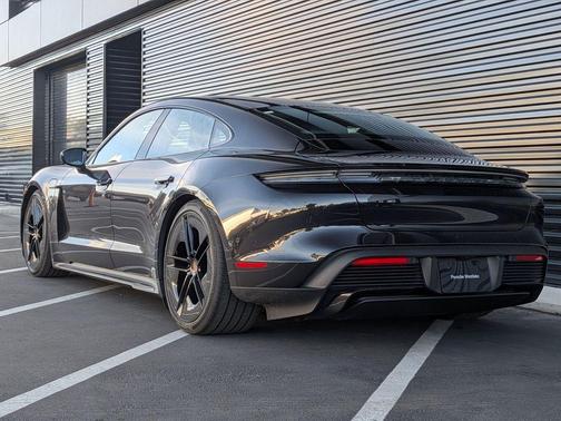 Jet Black 2026 Porsche Taycan Black Edition