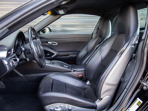 Black 2016 Porsche 911 Targa 4S