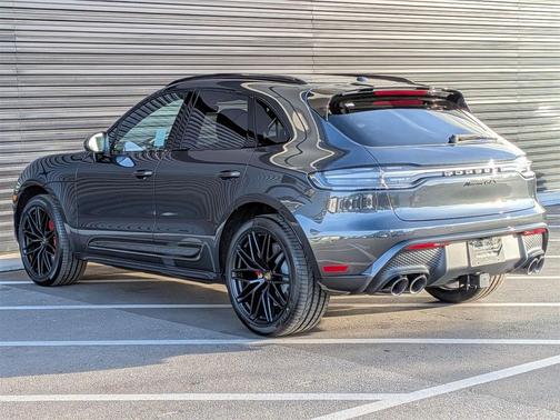 2026 Porsche Macan GTS