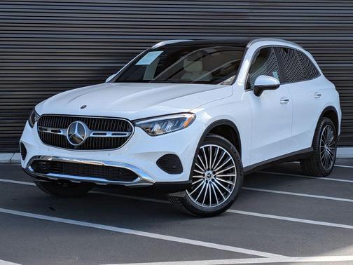 2025 Mercedes-Benz GLC 300 Base