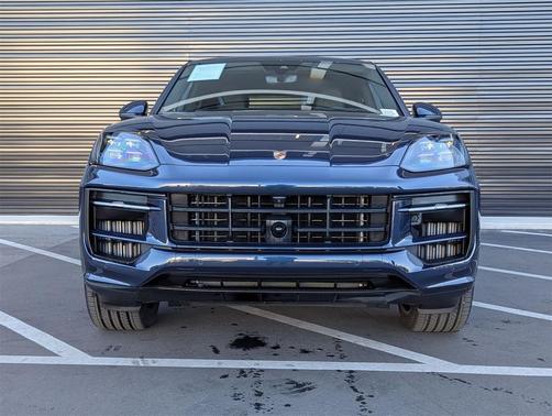 2025 Porsche Cayenne S