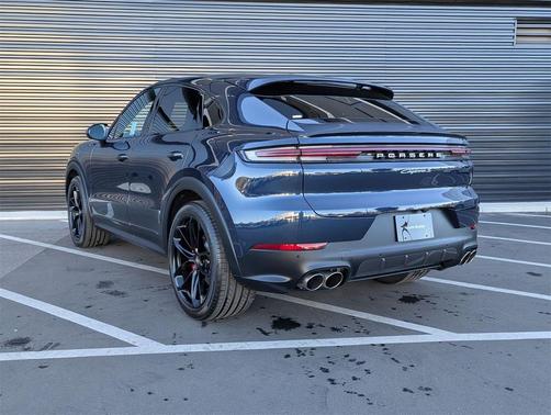 2025 Porsche Cayenne S