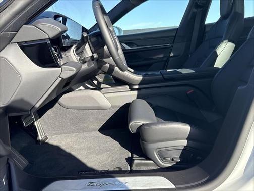 2025 Porsche Taycan Base