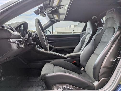 2024 Porsche 718 Spyder RS