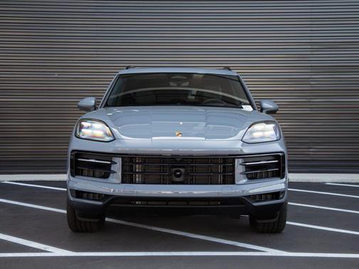 Arctic Grey 2026 Porsche Cayenne Cayenne S E-Hybrid