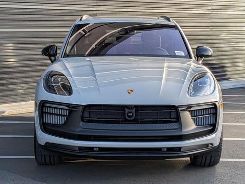 2026 Porsche Macan GTS