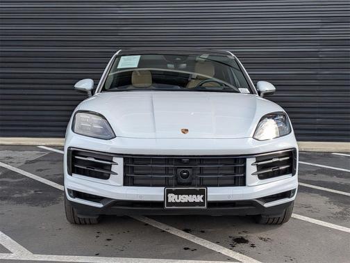 2025 Porsche Cayenne Cayenne