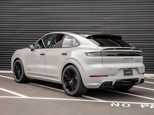 Chalk 2026 Porsche Cayenne GTS