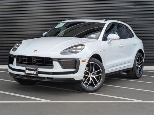 2025 Porsche Macan 