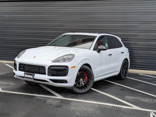 2022 Porsche Cayenne GTS