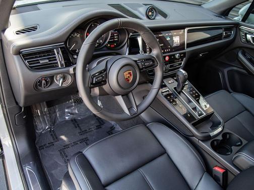 Chalk 2026 Porsche Macan Macan